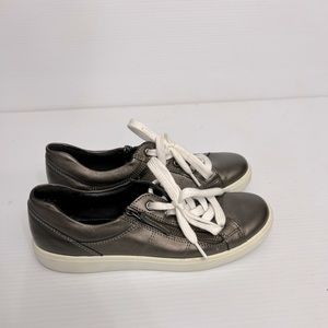 hotter brand zip or tie sneaker women's UK size 5.5 Shimmer copper.